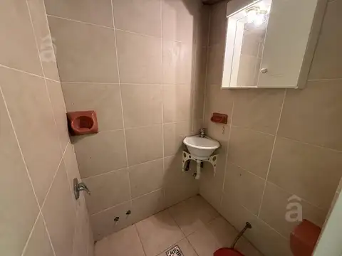 Depto Tipo Casa 2 ambientes con 3 baños