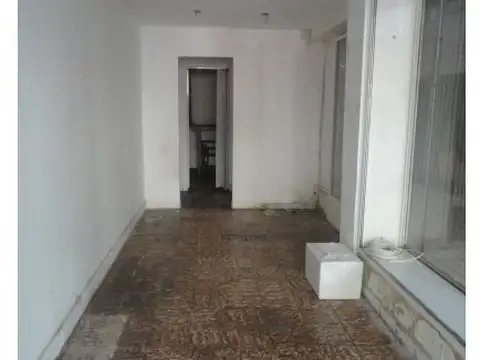 Local en Venta 53 años