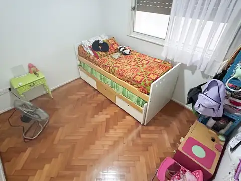 Lautaro 100, Piso 5