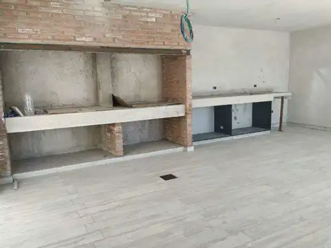 Departamento 4 ambientes con 2 baños