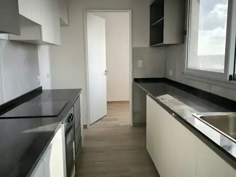 Departamento 4 ambientes con 3 baños