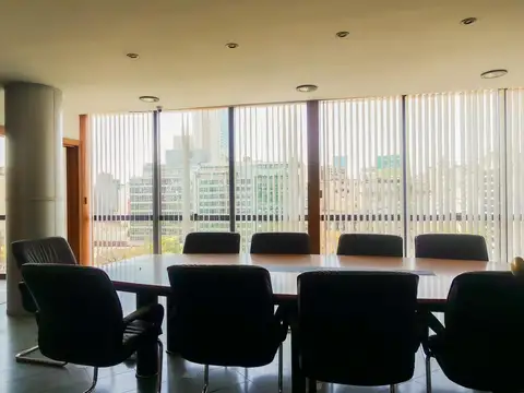 Oficina en Alquiler con 1 cochera