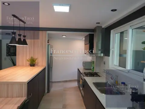 Casa en Venta de 5 dormitorios