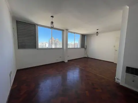 Departamento de 2 dormitorios con cochera! Barrio Martin