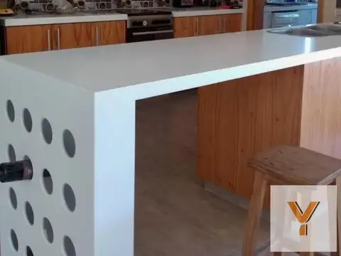 Casa en venta - 3 Dormitorios 3 Baños - Tandil