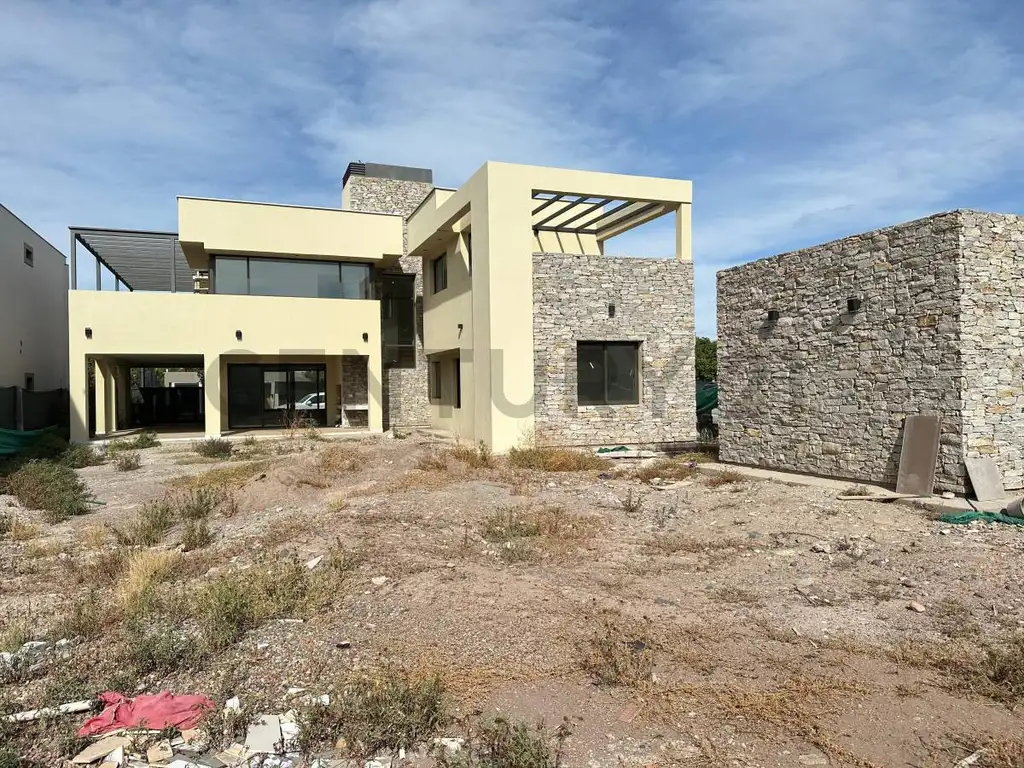 Venta de Casa. Las Cortaderas I. Guaymallen. Mendoza. - Foto 17