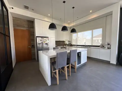 Casa - Venta - Argentina, San Miguel - Gustavo Flaubert 1396