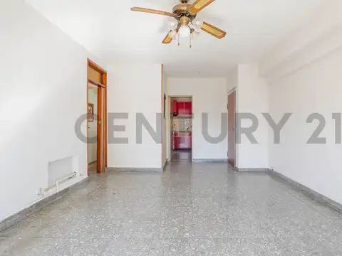 VENTA DEPTO 4 AMB. CON BALCON Y COCHERA-FLORES