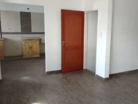 PH 4 AMBIENTES MORÓN SUR BALCÓN SIN EXPENSAS