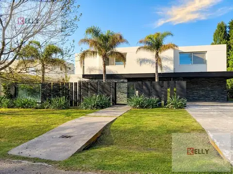Casa en Venta de 5 dormitorios