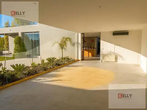 Casa en Venta al Este
