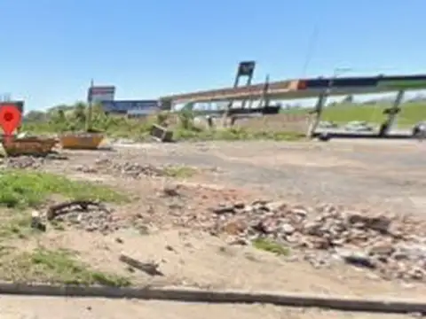 Terreno en Venta 76  mts Frente