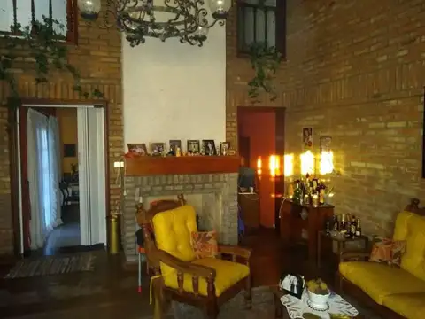 Casa en Venta en Capitan Bermudez, USD 150.000