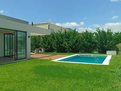 Casa en Venta en Canning, USD 339.000