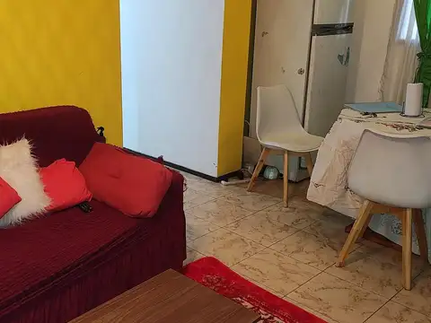 Departamento 3 ambientes con 1 baño