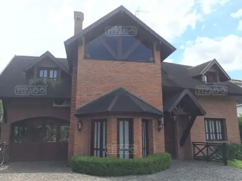Casa  en Venta  C.C. Banco Provincia, Zona Oeste
