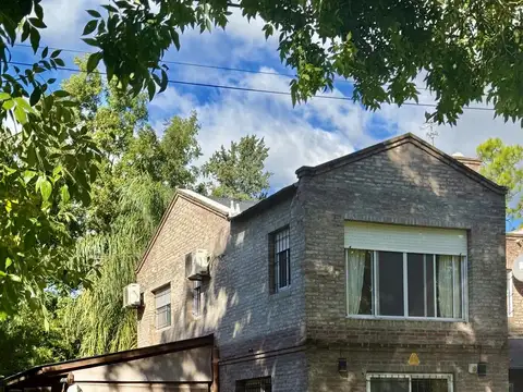 Casa en Funes excelente zona.