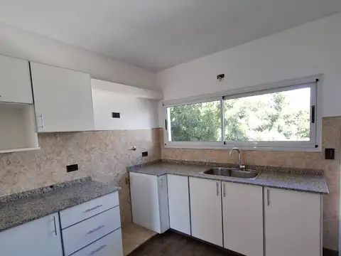 Departamento 4 ambientes con 1 baño