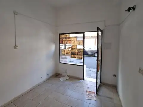 Alquilo local comercial centrico