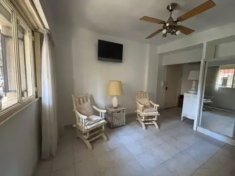 Departamento en Alquiler en Colegiales, $ 680.000