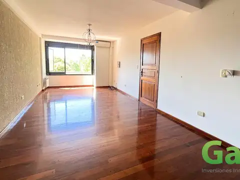 Departamento 5 ambientes con 2 baños