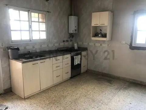 Venta PH 3 Ambientes en Valentín Alsina, Lanús.