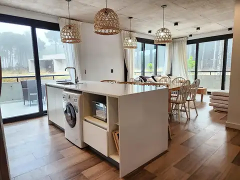 Boulevard Carlos Roberto Darwin