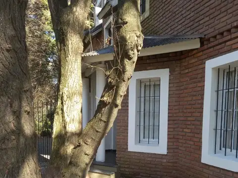 Casa en Venta en Barrio Parque Leloir, USD 205.000