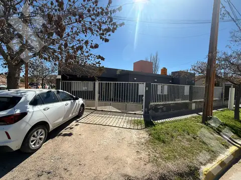 Venta casa 3 dormitorios - rincón de emilio, neuquen