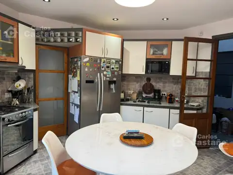 Caseros al 700