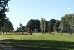 Áreas comunes juegos en el Barrio cerrado, Parque Exaltacion