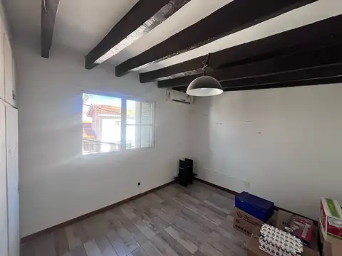 Depto Tipo Casa en Venta con 1 cocheras