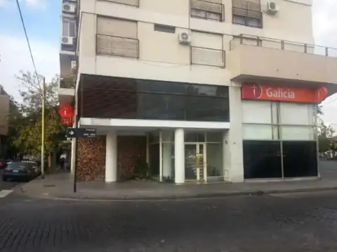 Tronador y Avenida Garcia del Rio