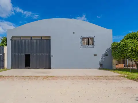 Depósito cercano a Ruta 226.