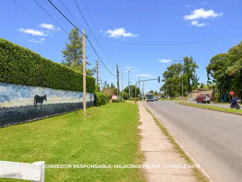 25 de mayo y avenida