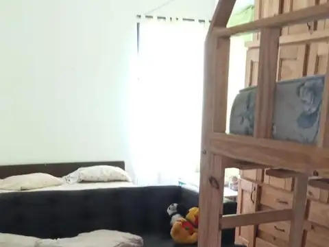 Casa 3 ambientes con 2 baños