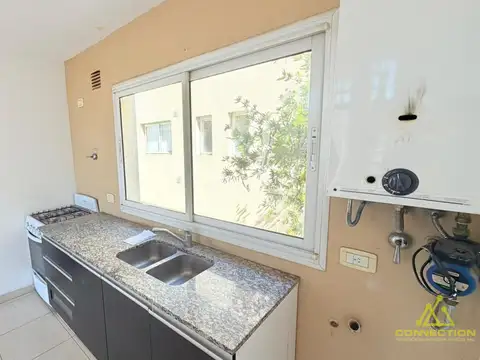 Depto Tipo Casa 2 ambientes con 1 baño