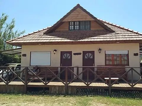 Avenida Manuel Cobo e/ Reconquista y Paseo 9 de Julio