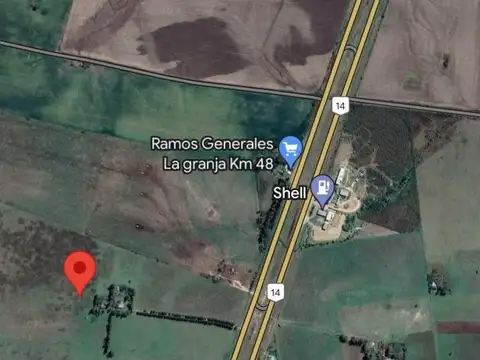 Campo sobre Ruta nacional 14.