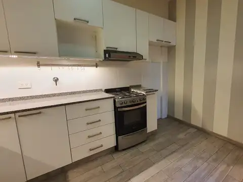 ALQUILER impecable departamento 3 dormitorios 2 baños muy luminoso