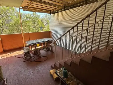Depto Tipo Casa en Alquiler de 2 dormitorios
