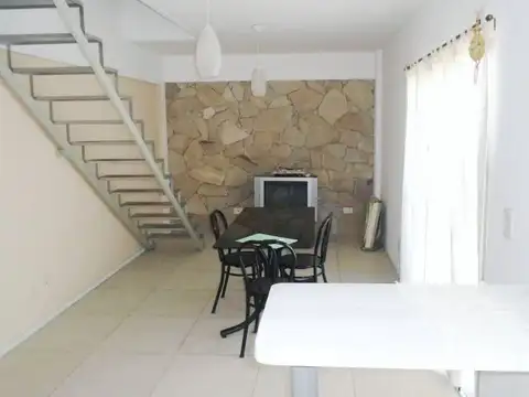 CASTRO, EMILIO, AVDA. 100, Piso 2