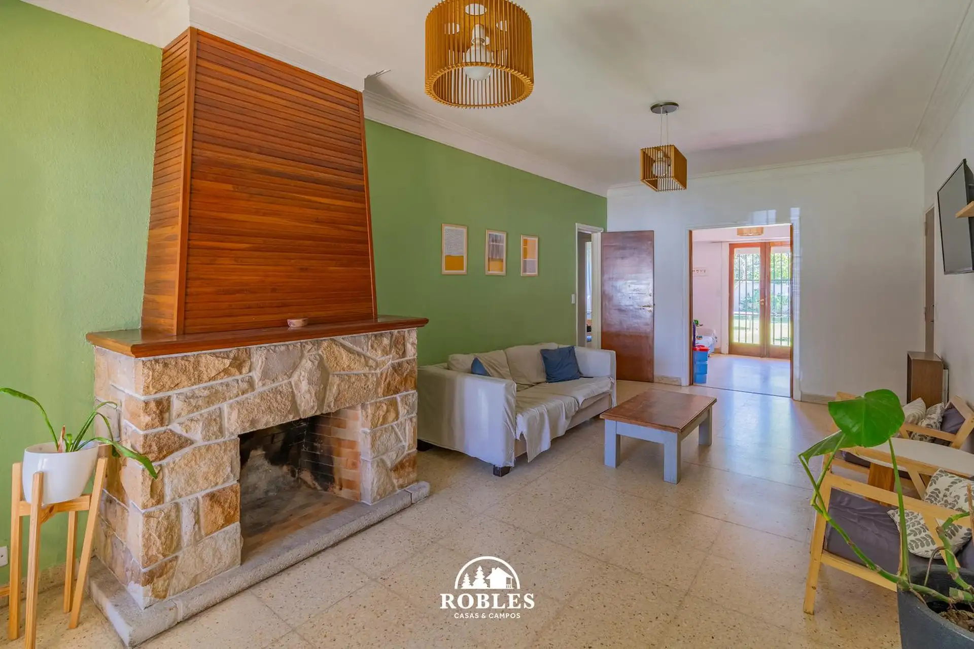 Chalet en excelente ubicacion del barrio Los Troncos