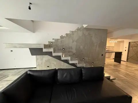 Casa 4 ambientes a estrenar con cochera, piscina y quincho en Wilde