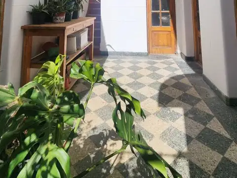Sanabria 2800, Piso 0