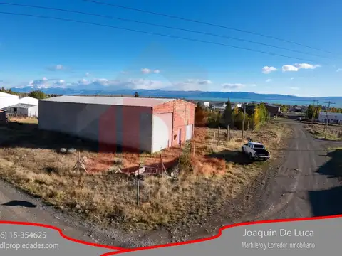 GALPON INDUSTRIAL + VIVIENDA