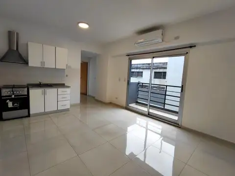 Departamento en Alquiler en Villa Martelli, $ 800.000