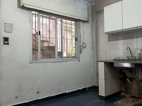 Chavarría 800, Piso 1°