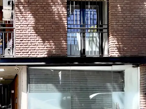 LOCAL EN VENTA  CON COCHERA  a  mts. de  Av. Cordoba  CON  RENTA