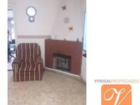 Casa en Venta con 1 cochera